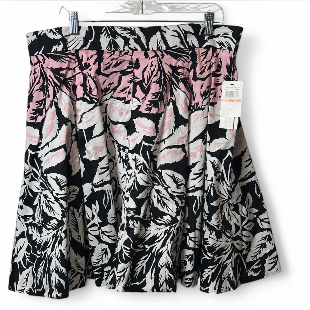 Floral Circle Skirt‎